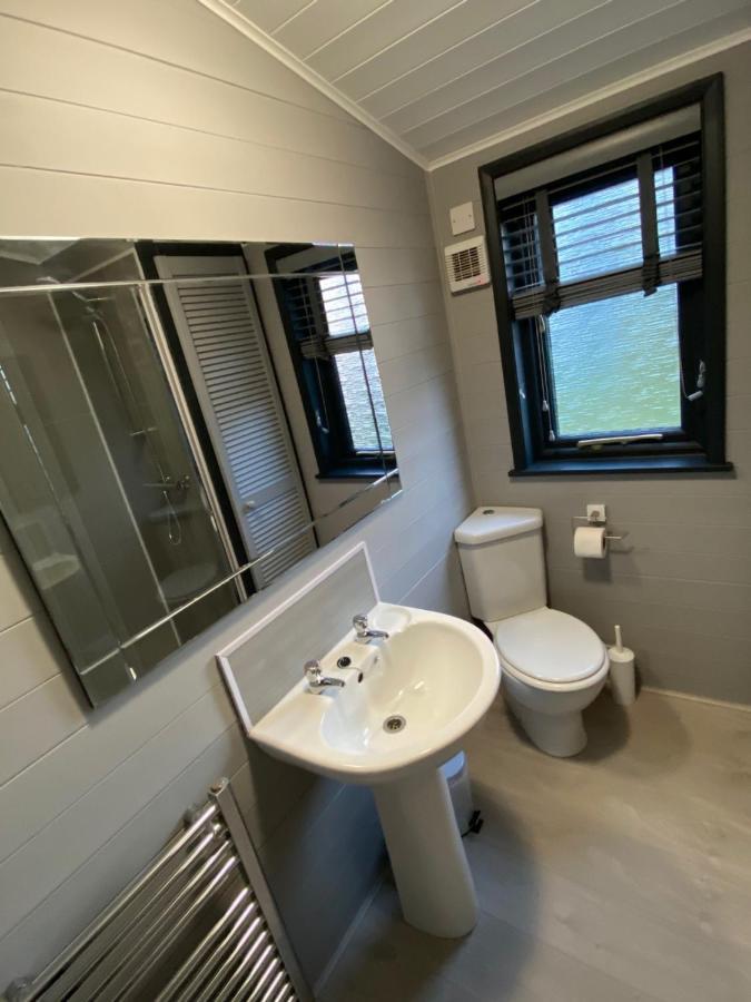 L19 - Penrhyn With Hot Tub *