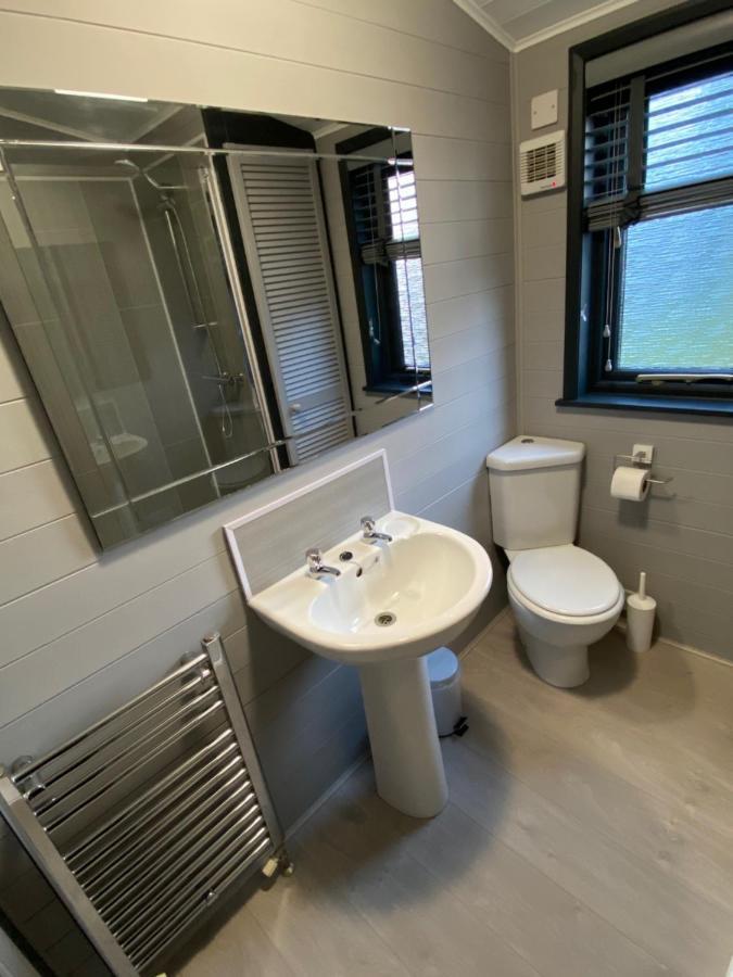 L19 - Penrhyn With Hot Tub